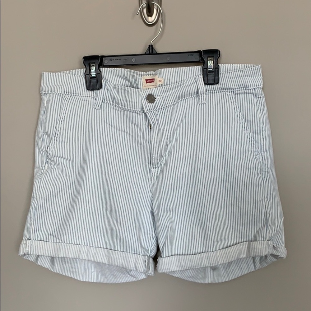 Shorts size 30